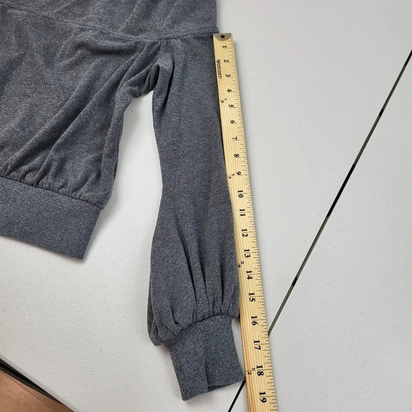 Privacy Please Top Off The Shoulder Charcoal Gray Knit Top Blouse Sz XS - Picture 9 of 10